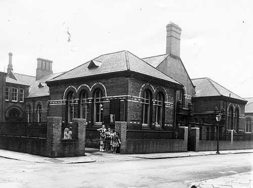 Bewerley Street School, in Hunslet, was designed by George Corson and opened in 1873 for infants. By the 1950s, it was taking in juniors, aged seven to 11 years. The school is pictured here in 1964. It closed in 1992. Picture: West Yorkshire Archive Service, Leeds