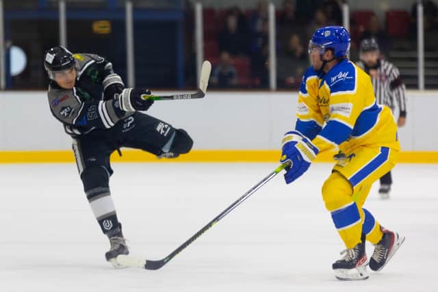 STARTING POINT: Grant Cooper (right) has impressed since hooking up with Leeds Knights ahead of the 2022-23 NIHL National season. Picture:Tony King/Seahawks Media