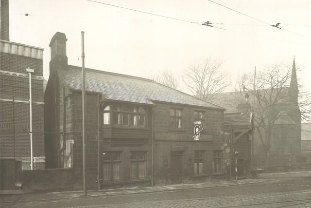 Becketts Arms Hotel on Meanwood Road junction with Monkbridge Road can be seen on the right. Pictured in January 1939.