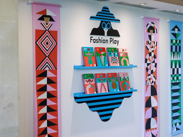 - Fashion Play