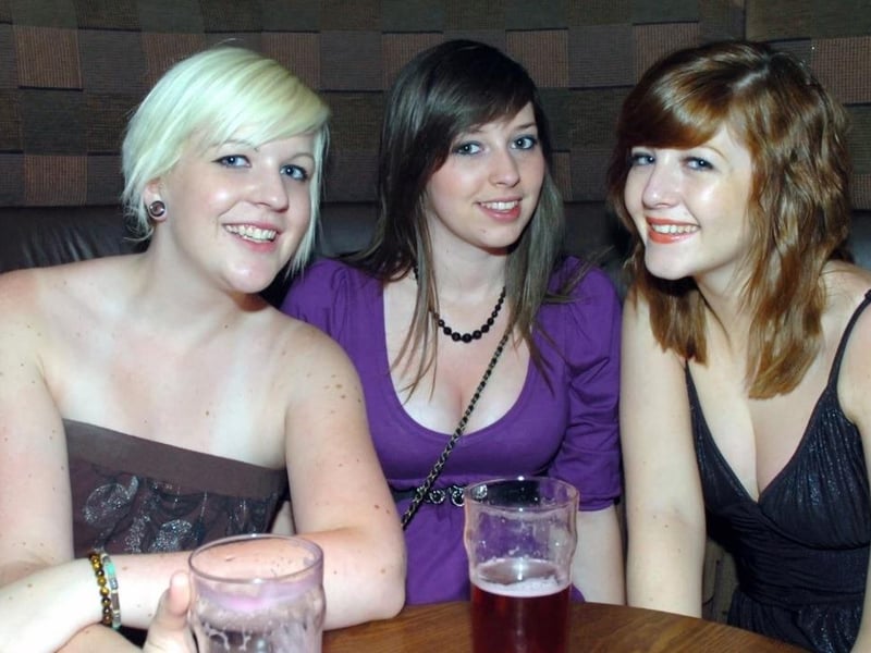 Claire, Joanne and Olivia in Quest.