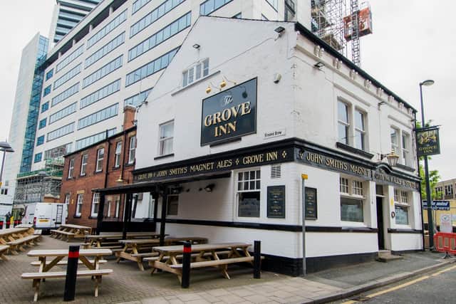 The Grove Inn pub, on Back Row, Leeds.