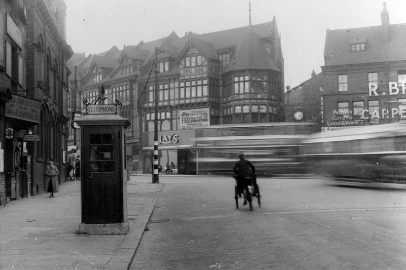 Enjoy these photo memories from Leeds in 1936. PIC: Leeds Libraries, www.leodis.net