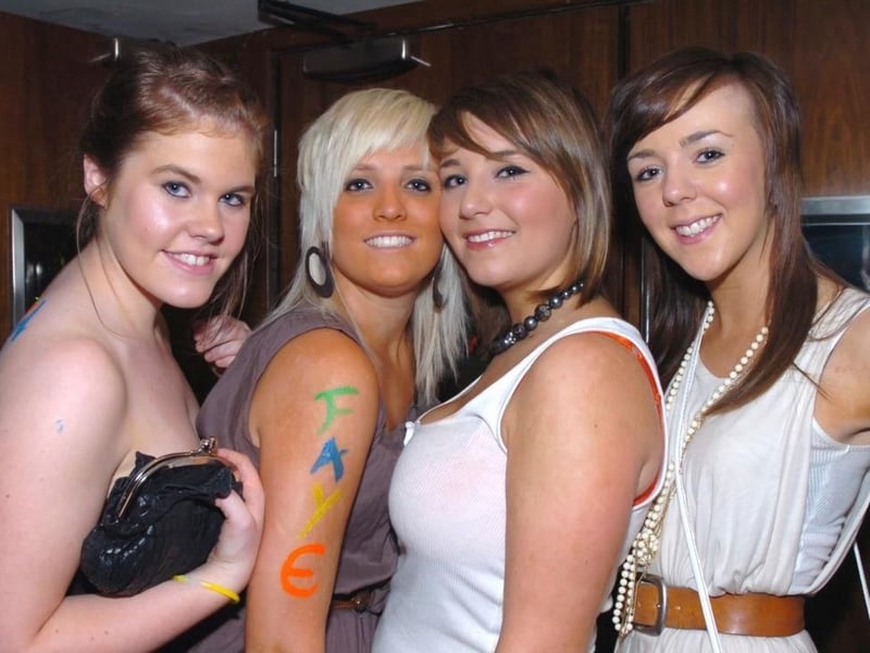 Jeni, Faye, Lauren and Chelsea in Quest.