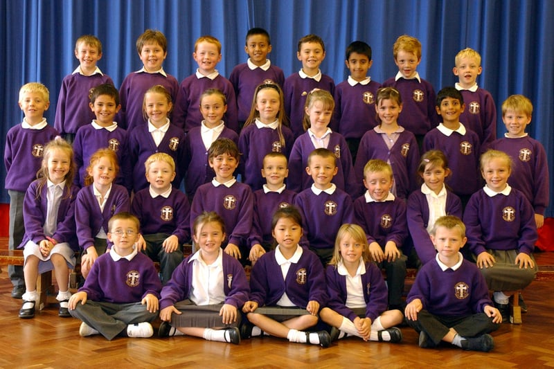 What a wonderful line-up in 2005 at Cleadon Village CofE Prmary School. Here is Mrs Orr and Miss Merrin's reception class.