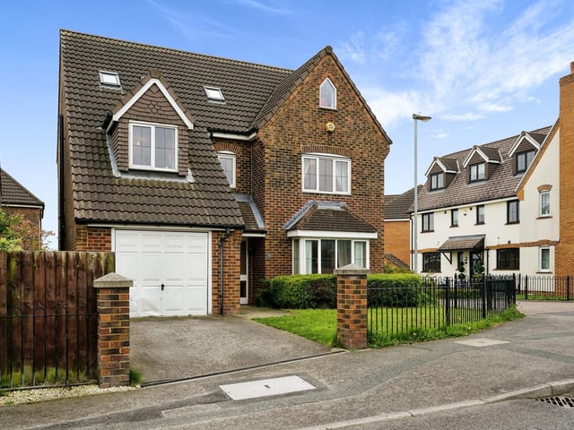 This wonderful home boasts incredibly spacious and versatile living space with the main accommodation being arranged over three floors.