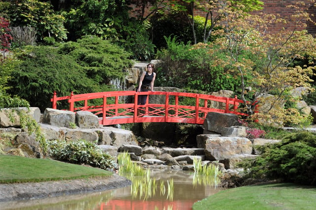 Originally opened in 1987, Horsforth Hall Park's Japanese Garden uses features and materials to represent the mountains, woodland areas, waterfalls, lakes and open grasslands found in Japan. Restored in 2009.