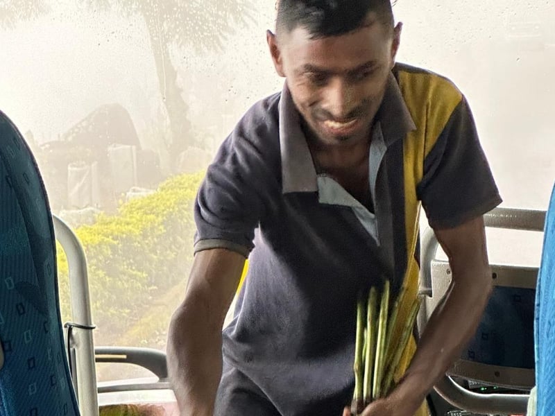 Service with a smile, despite steepest terrain, from "Flower Prince" Dilip Madushanka