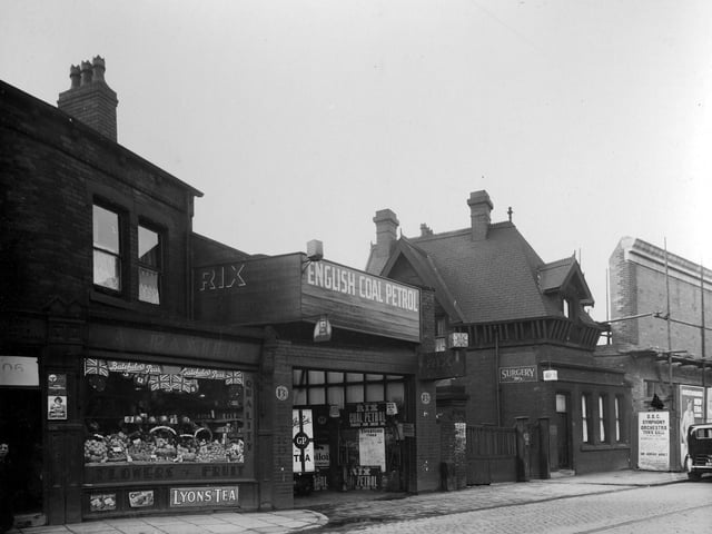 A view of 104 Roundhay Road which was the business of E Baxter, motor engineers pictured in April 1937.