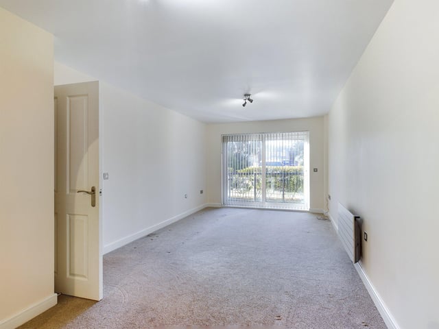 This one bedroom flat in Gisors Road, Southsea, is on the market for £155,000. It is listed by Chinneck Shaw.