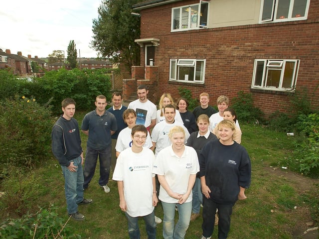 Staff from Leeds businesses  - Eversheds, NG Bailey Organisation, O2 and HSBC  - helped refurbish the Cardinal Community Enterprise Centre in October 2003.