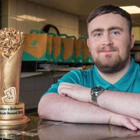 Bullseye: Darts star Luke Littler joins Deliveroo in search for the nation’s bext kebab.