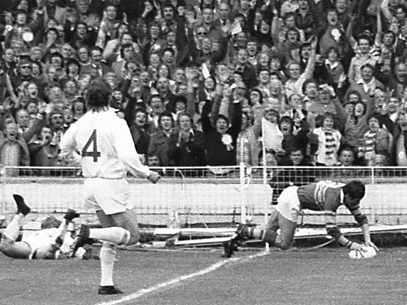 Classy winger, second-highest try scorer in Leeds’ history, with 340.