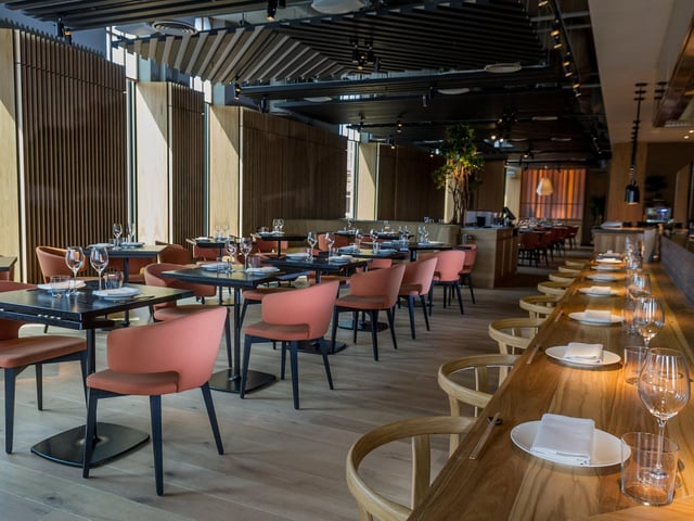 Issho has an average of 4.5 stars from 696 reviews. A customer at Issho said: "Wonderful meal made even better by our excellent server Sophie. The bar made was a great place for a pre-dinner drink."