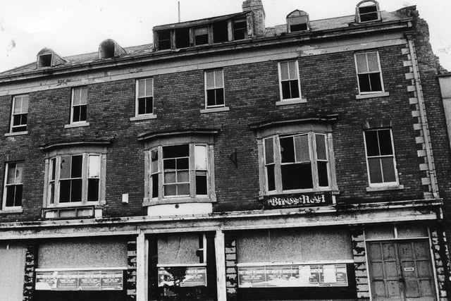 The former Bird's Nest public house, which used to be known as the Palace, standing derelict on Mainsforth Terrace in January 1992.