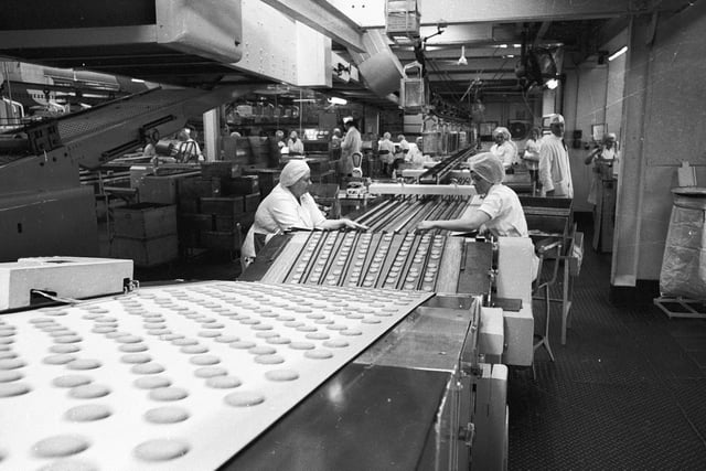 Inside the Fox's biscuit factory in February 1971.