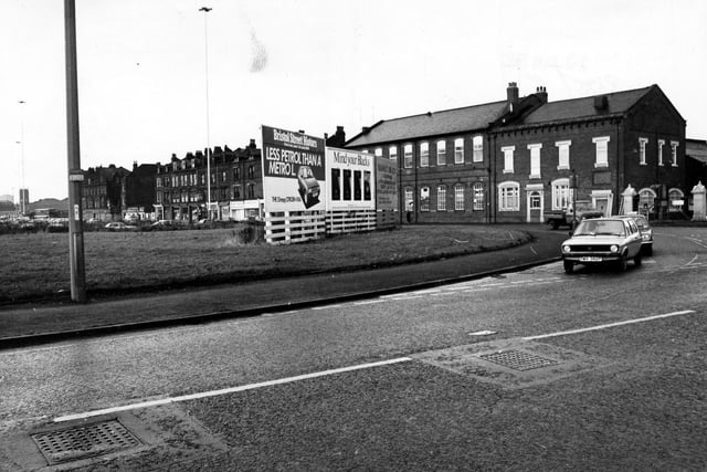 Hunslet's Victoria Road looking up towards Meadow Lane in January 1982. Ascott Motors  is just visible in the background. It was the subject of a planning application for a new car showroom.