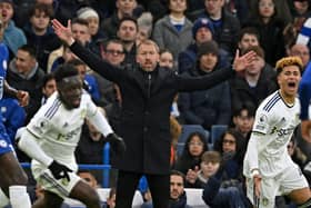 Chelsea's English head coach Graham Potter gestures on the touchline(Photo by JUSTIN TALLIS/AFP via Getty Images)