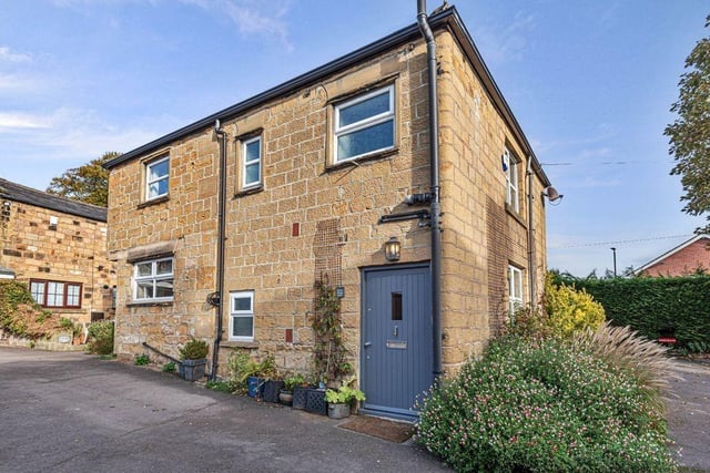 This three bed semi-detached cottage built in the 1830s was originally the stable for nearby Grove House in Roundhay. It has a quiet courtyard setting, with parking and a sunny patio area, and has been stylishly and sensitively modernised to create a comfortable space. It is also a short walk to Roundhay Park and Oakwood Parade.