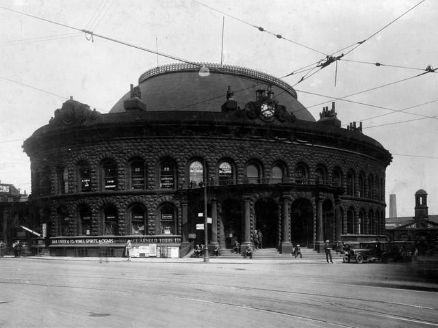 The Corn Exchange pictured in June 1929. It was designed by Cuthbert Brodrick and completed in 1864.
