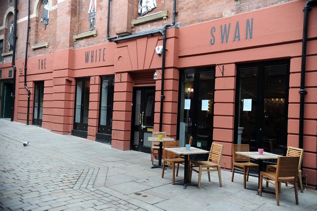 A customer at the White Swan said: "Food is great!! Piping hot, cooked fresh. Ideal if you are going to a show at the Varieties Music Hall next door. Good place for both food and/or drinks."
