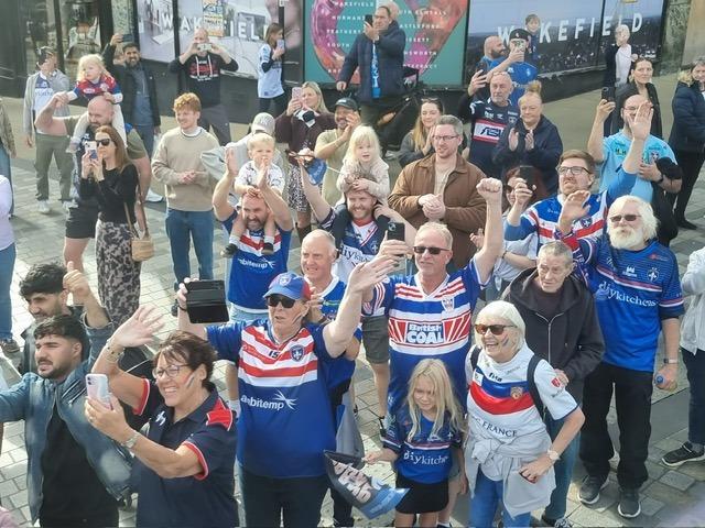 Fans lined the route as Wakefield Trinity held an open top bus parade to celebrate winning the Super League Grand Final.