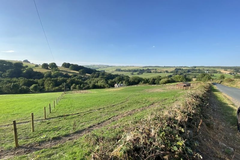 This lot is the lower field at Spout Lane, opposite White Acres Farm, Stannington. It has a guide price of £45,000 and is described as freehold grazing land amounting to 1.44 acres with stables, new gated entrance and fencing.