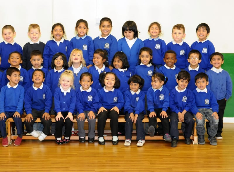 Marine Park Primary School in 2014 and here is Mrs Field's reception class. There are so many happy faces but how many do you recognise?