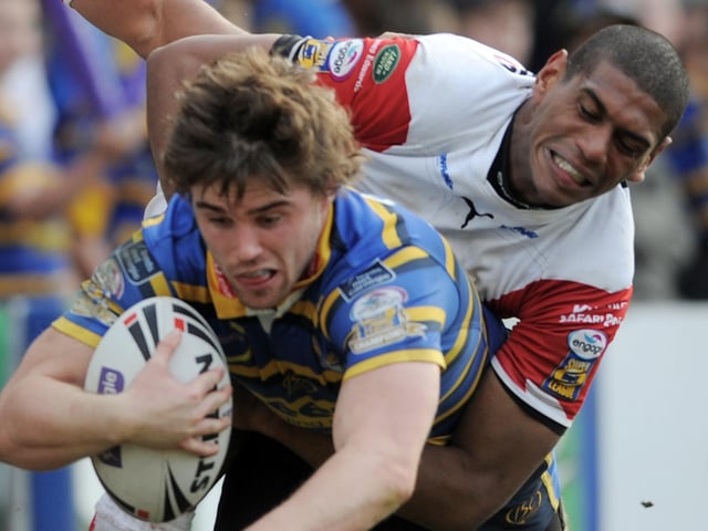 Played in Super League for Rhinos, Salford, Castleford and Wakefield.