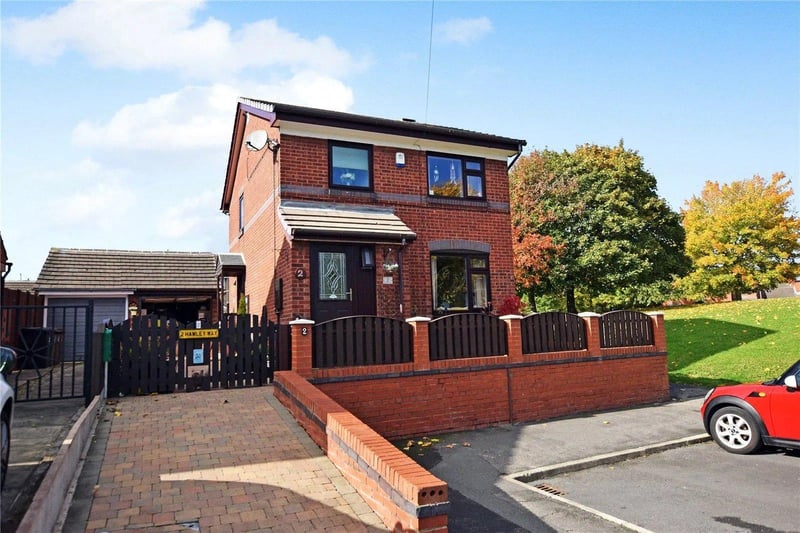 This three bedroom detached property is situated within a short distance of Morley town centre on Hawley Way. Having both gas central heating and double glazing throughout, the home is exceptionally modern and has a spacious lounge and conservatory, plus a low maintenance garden and off street parking.