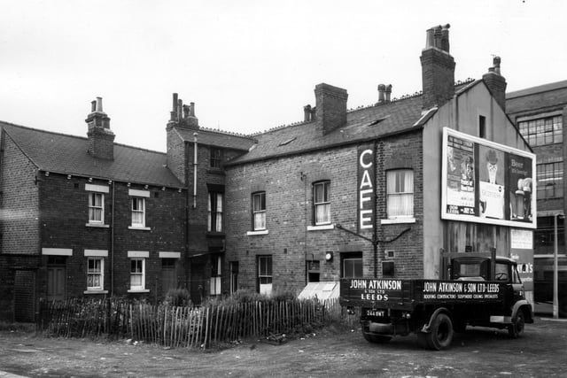 On the left of this view from March 1965 Braithwaite Street can be seen, followed to the right by the narrow back entrance to number 75 Holbeck Lane. The Reliant Cafe is painted on the wall.