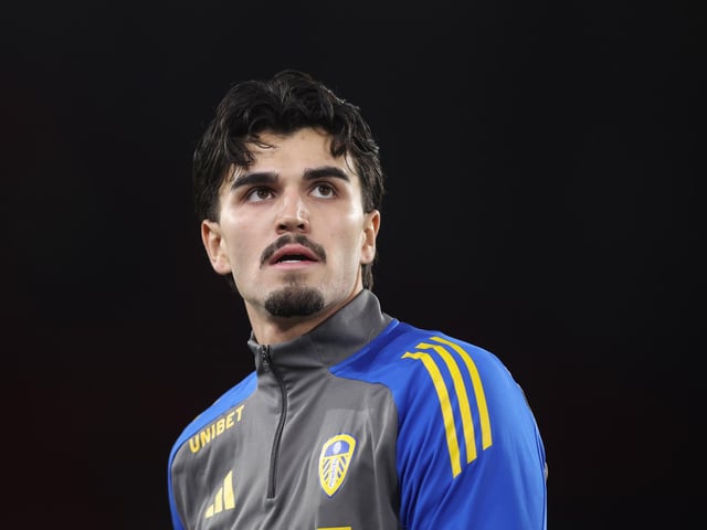 A big blow, and potentially a season-ending one. Whites centre-back Struijk was forced in the closing stages of Saturday's draw at Luton Town. Farke has now revealed that the defender has suffered a foot injury with fears that there could be a little fracture. That would mean Struijk's season is done but Leeds are now waiting on further assessments. Farke has said the centre-back will definitely be out for the next two games.