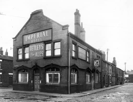 Imperial Hotel on Cross Princess Street in April 1959. This public house was also listed as number 15 New Princess Street. Back-to-back houses on the even numbered side of Dawson Street follow to the right edge. Included in slum clearance plans for Holbeck.
