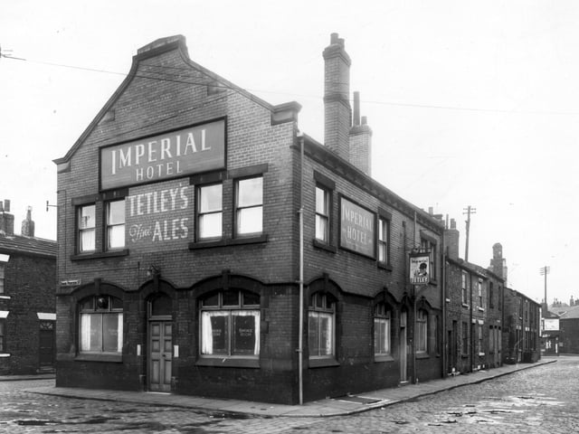 Imperial Hotel on Cross Princess Street in April 1959. This public house was also listed as number 15 New Princess Street. Back-to-back houses on the even numbered side of Dawson Street follow to the right edge. Included in slum clearance plans for Holbeck.