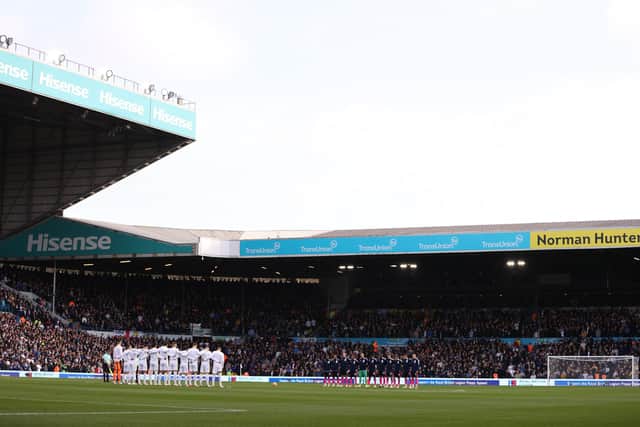LEEDS, ENGLAND - NOVEMBER 07: Both teams observe a minutes silence in respect of the Remembrance Day proceedings prior to the Premier League match between Leeds United and Leicester City at Elland Road on November 07, 2021 in Leeds, England. (Photo by Naomi Baker/Getty Images)