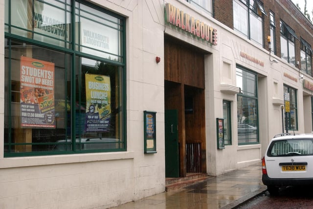 Do you remember the original Walkabout was well-known for showing live sports and serving Aussie-themed food and drink on Cookridge Street.