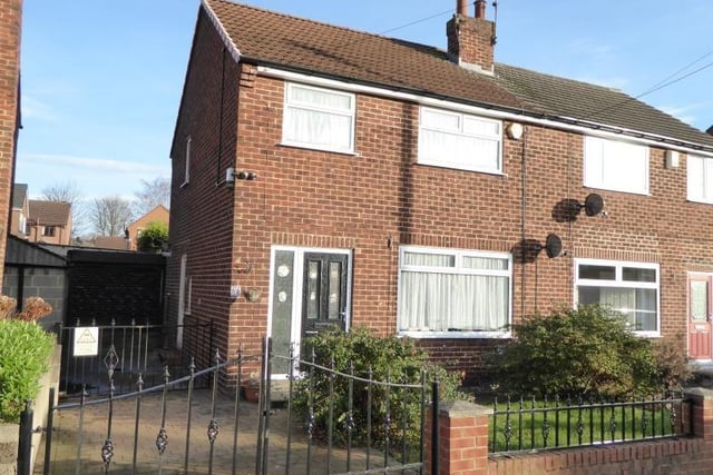 This three bedroom semi-detached property in Halton has been on the market since 14 December, 2021. It includes gardens to front and rear with off-street parking and a garage, plus an extension to the rear fitted with a kitchen diner. Some items of furniture and appliances maybe included in the sale, subject to further negotiations.