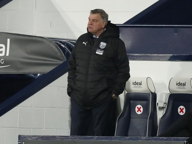 West Brom boss Sam Allardyce has opted against signing Manchester United's Wales winger Daniel James and Middlesbrough's English winger Duncan Watmore. He favours a centre-back, midfielder and striker instead. (Mail on Sunday)