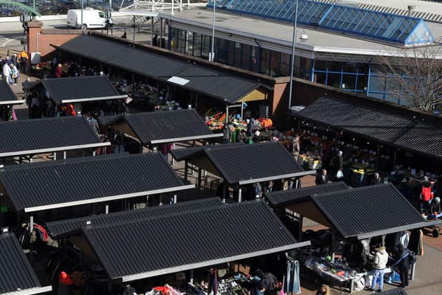 The outdoor market at Leeds.