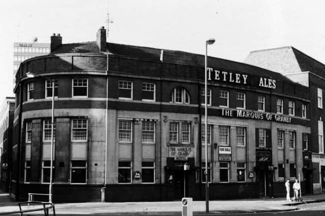Famed for its large curved bar and local brews, this pub on Eastgate shut down in 1984 and was later transformed into offices.