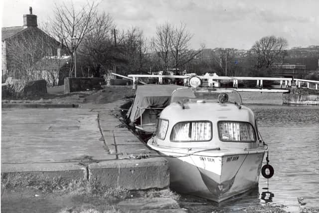 There was not longer to wait. Soon these winter shrouds would be discarded and boats moored on the Leeds and LIverpool Canal at Rodley would be brought to life again.
