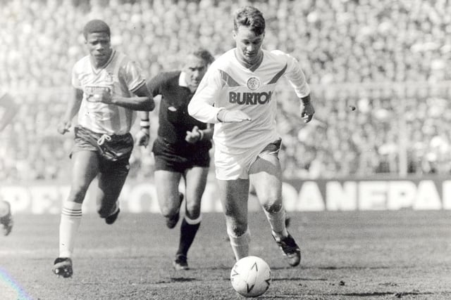 FA Cup semi final action with John Sheridan in full flight as he is chased by Lloyd McGrath and referee Roger Milford.