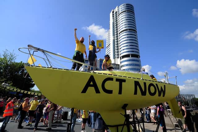 The yellow boat blocking Victoria Bridge.