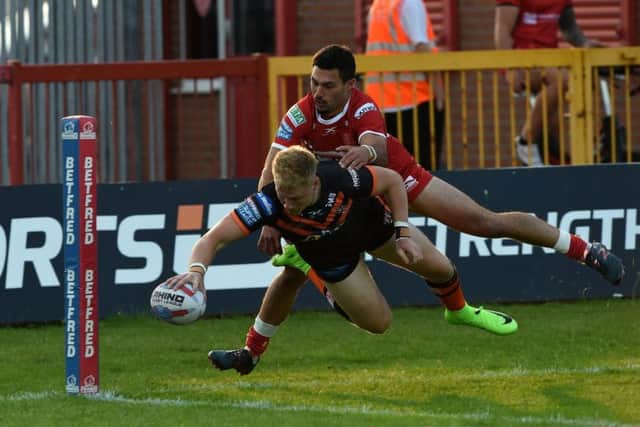 Kieran Gill scores the first of his two tries at Hull KR. Photo: Matthew Merrick.