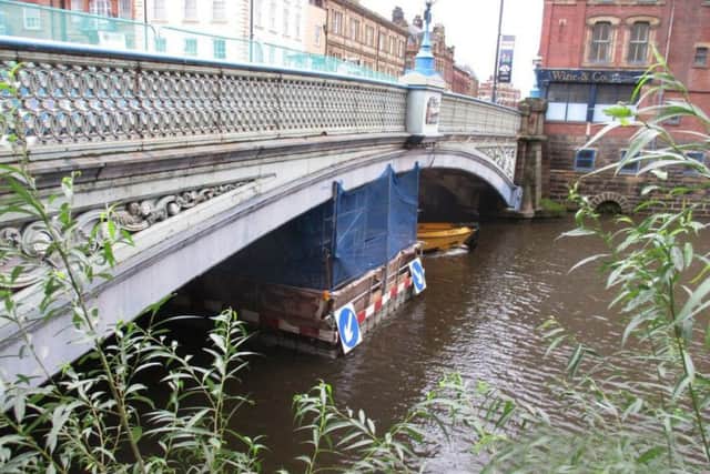Leeds Bridge.