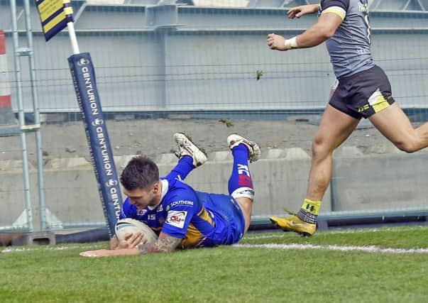 Tom Briscoe touching down against Wakefield on Boxing Day. PIC: Steve Riding/Varleys Picture Agency