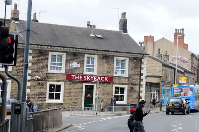 30 August 2012.....   The Skyrack and Original Oak on Otley Road in the centre of Headingley