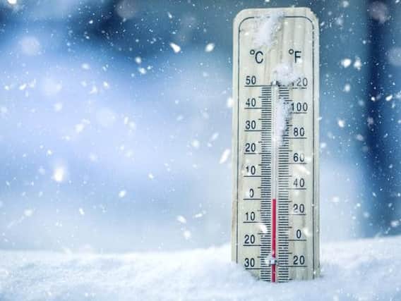 The weather in Leeds is set to be a mixed bag today, as forecasters predict sunny spells, cloud, close to freezing temperatures and icy conditions