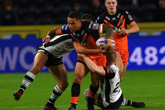 Ben Roberts has been named in Castleford's 19-man squad to face Catalans Dragons.