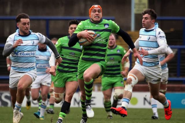 Chris Elder races through for a try against Bedford Blues. PIC: Varley's Picture Agency